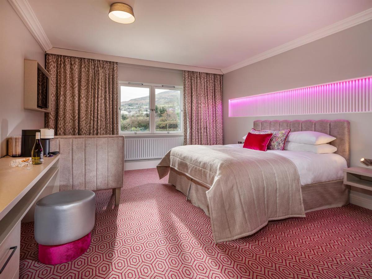 Four Seasons Hotel, كارلينغفورد المظهر الخارجي الصورة