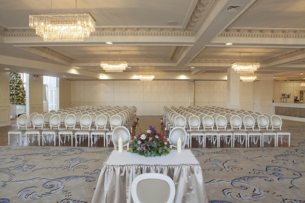 Four Seasons Hotel, كارلينغفورد المظهر الخارجي الصورة